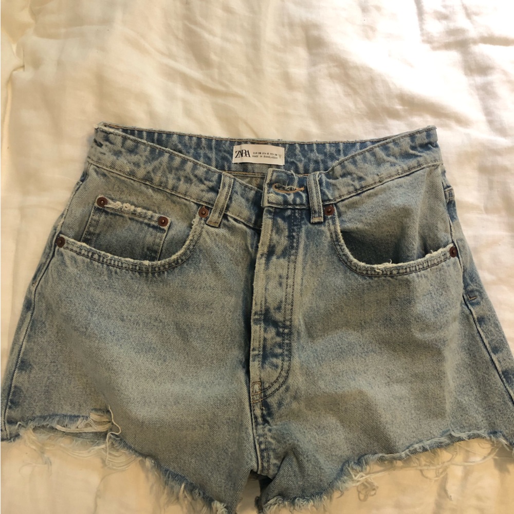 Zara Highwaisted Jean Shorts